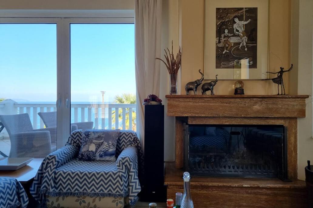 Chalkís Villa Sul Mare מראה חיצוני תמונה